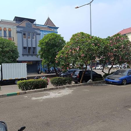 Hotel Ratana Cengkareng Syariah Yakarta Exterior foto